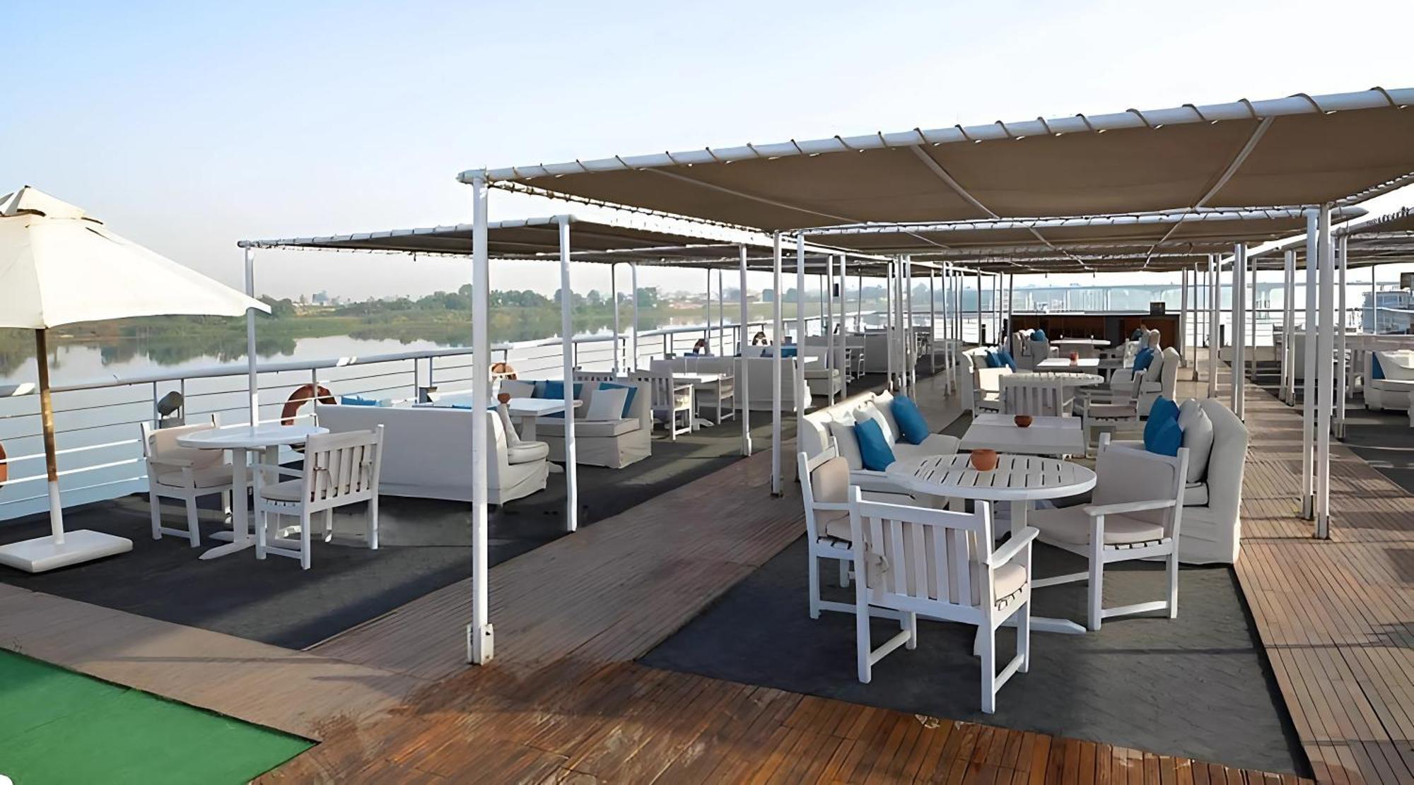 Nile Cruise Luxor /Aswan住宿加早餐旅馆 外观 照片
